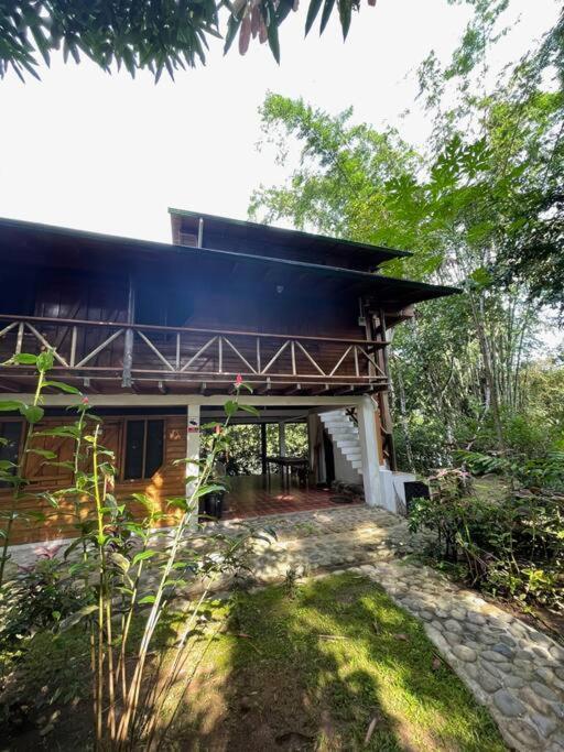 Caoni Riverside Lodge Puerto Quito Bagian luar foto