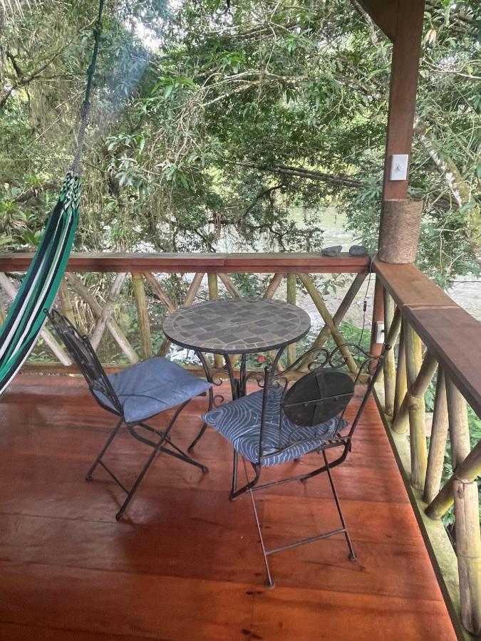 Caoni Riverside Lodge Puerto Quito Bagian luar foto