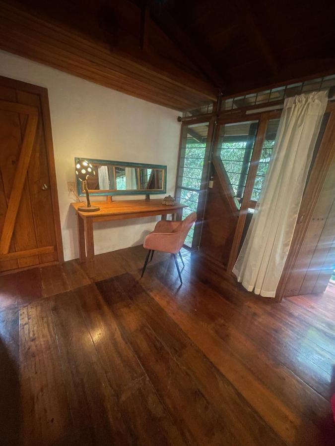 Caoni Riverside Lodge Puerto Quito Bagian luar foto